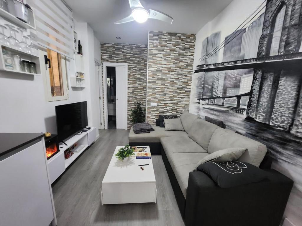 Embajadores, Apartamento Moderno Y Centrico Para 4 مدريد المظهر الخارجي الصورة